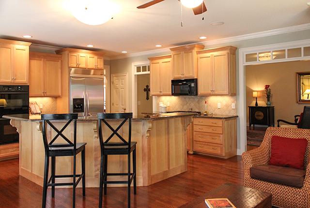 5340 Sherrington Road Murfreesboro, TN 37128 - Photo 5 of 20 Custom staggered cabinetry. Tile backsplash and under cabinet lighting.