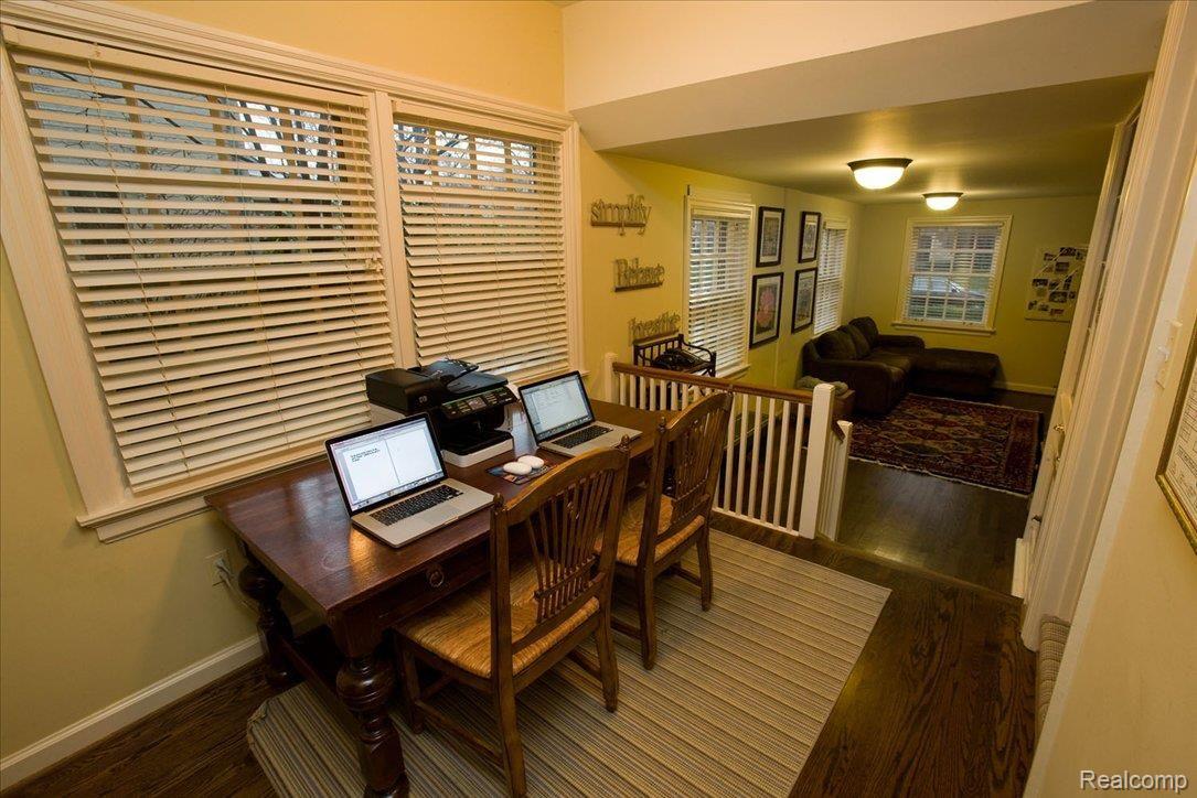 96 Vendome Road Grosse Pointe, MI 48236 - Photo 8 of 24 computerroom