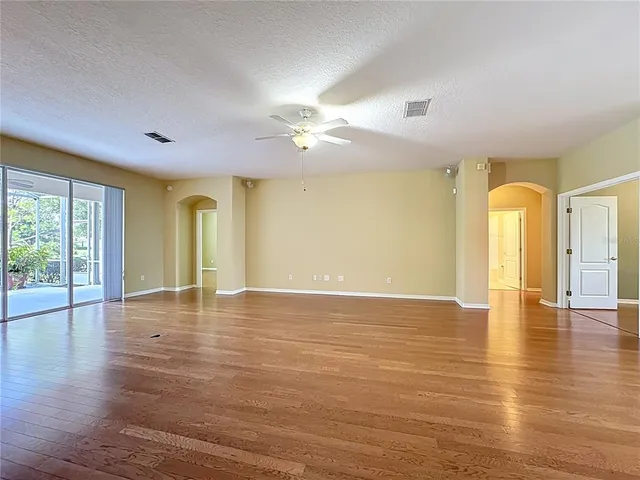 $395,000 | 2409 Twickingham Court, Clermont, FL 34711