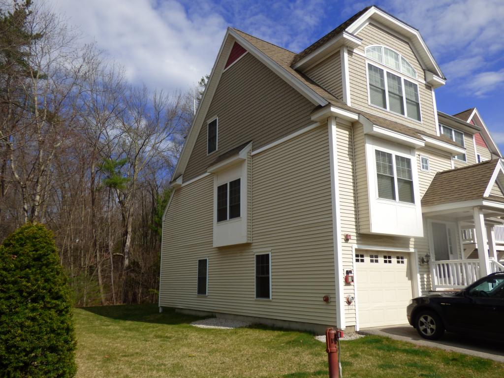 103 Hackett Hill Road, Unit 1 Manchester, NH 03102 - Photo 1 of 31