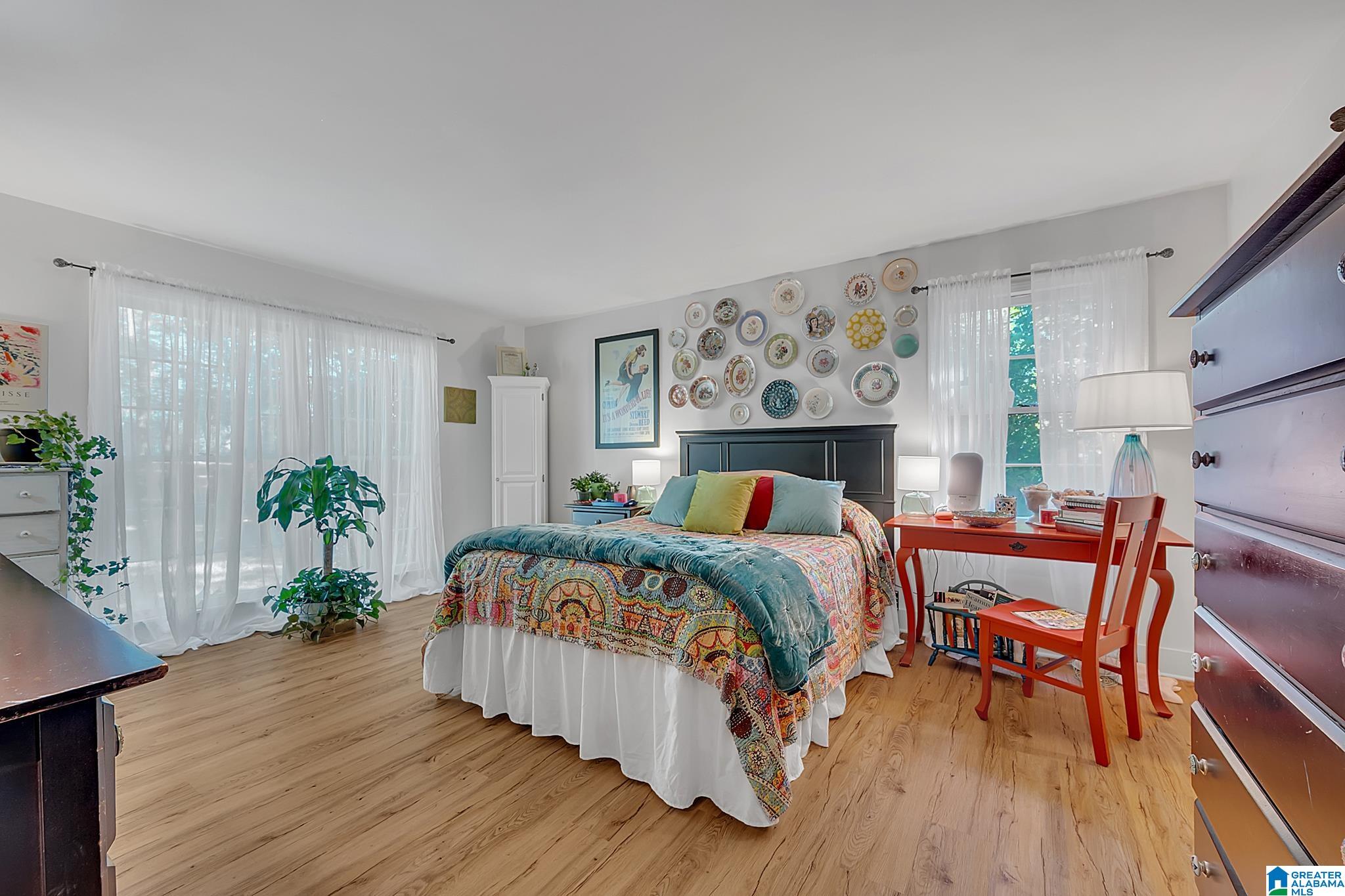 4189 South Shades Crest Road Birmingham, AL 35244 - Photo 10 of 14