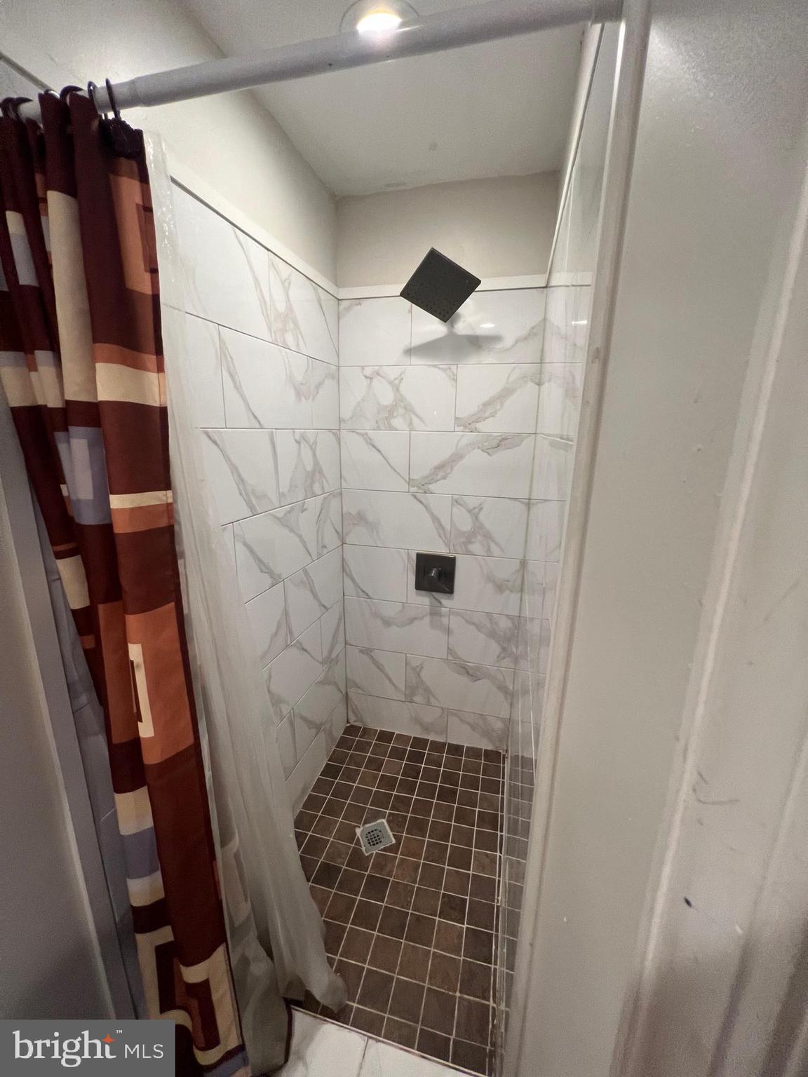 226 Roxborough Avenue, Unit 2 Philadelphia, PA 19128 - Photo 12 of 23