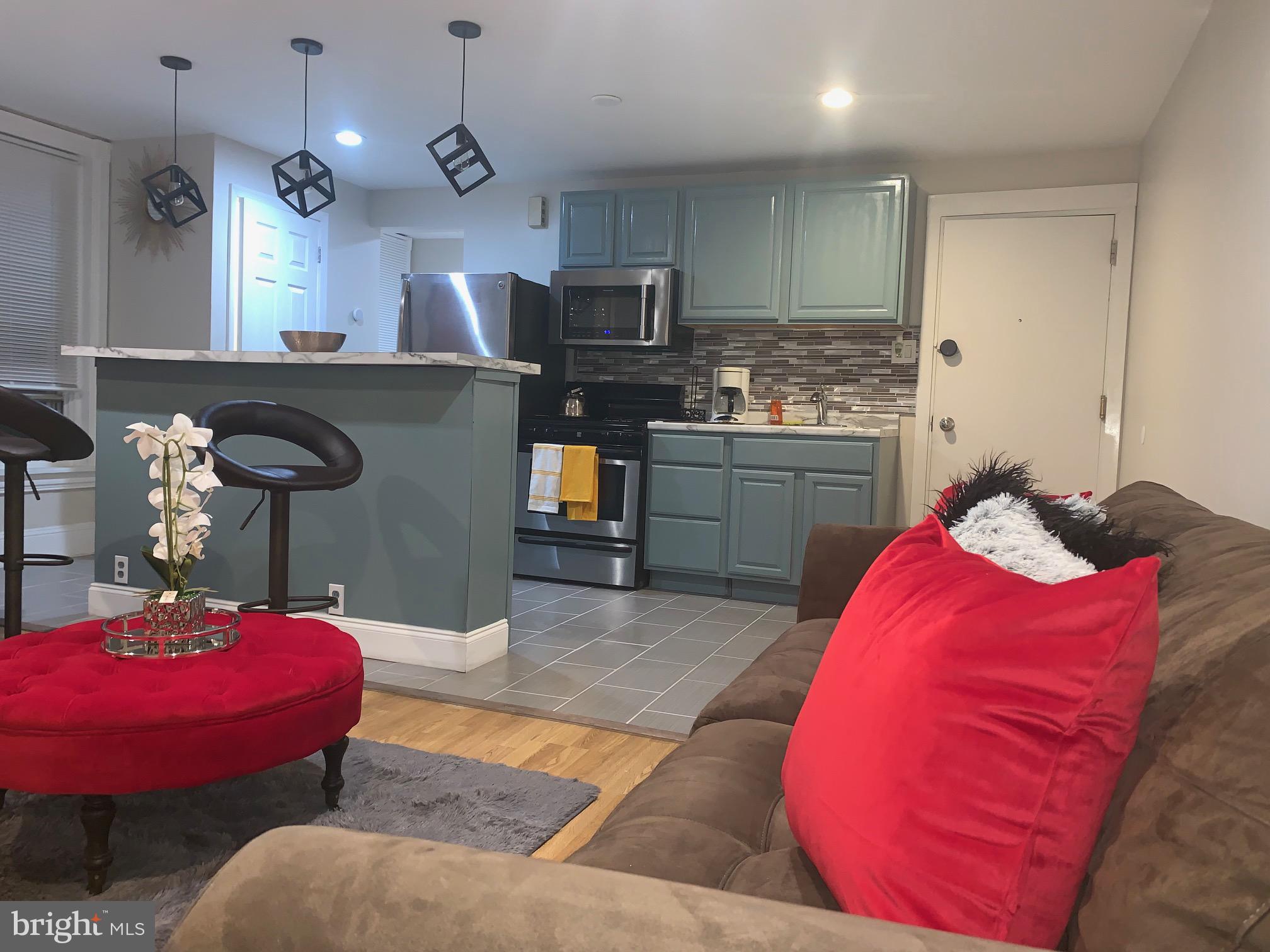 226 Roxborough Avenue, Unit 2 Philadelphia, PA 19128 - Photo 3 of 23