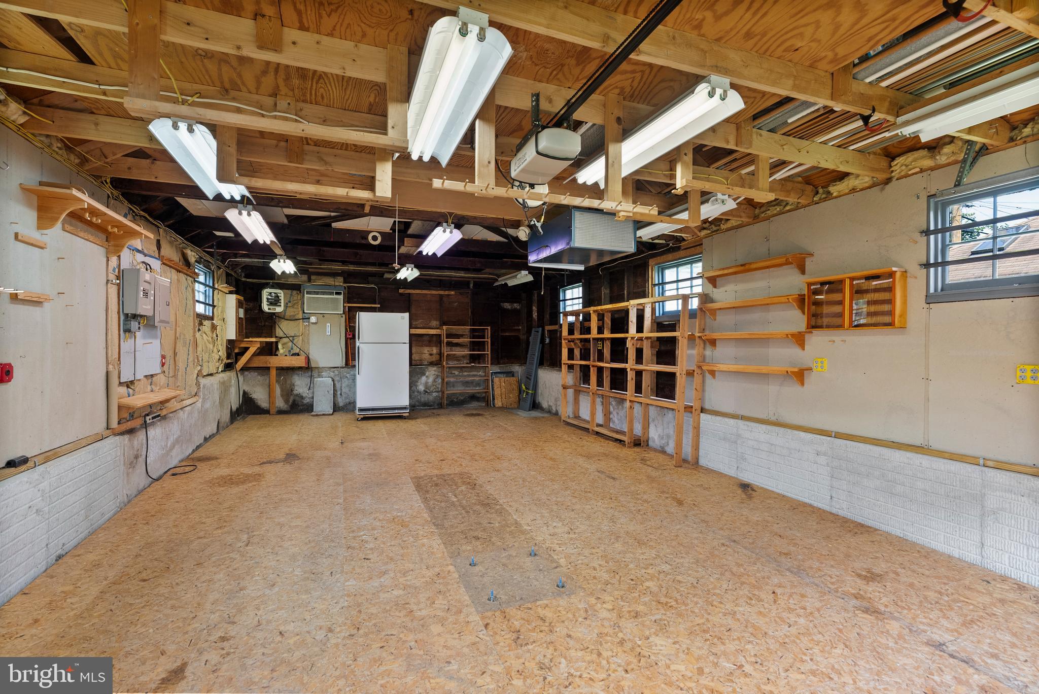 510 Dunkirk Road Baltimore, MD 21212 - Photo 32 of 33 Garage, studio, shop interior
