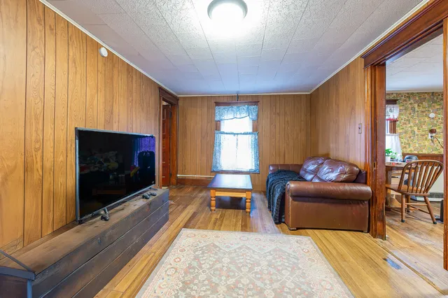 $165,000 | 55 Osgood Avenue, Mexico, ME 04257