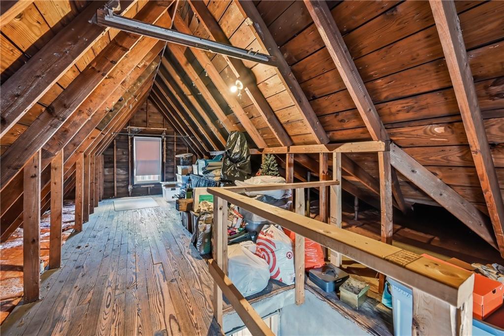 1034 Myrtle Place Sharon, PA 16146 - Photo 18 of 31 a view of an chairs in the balcony