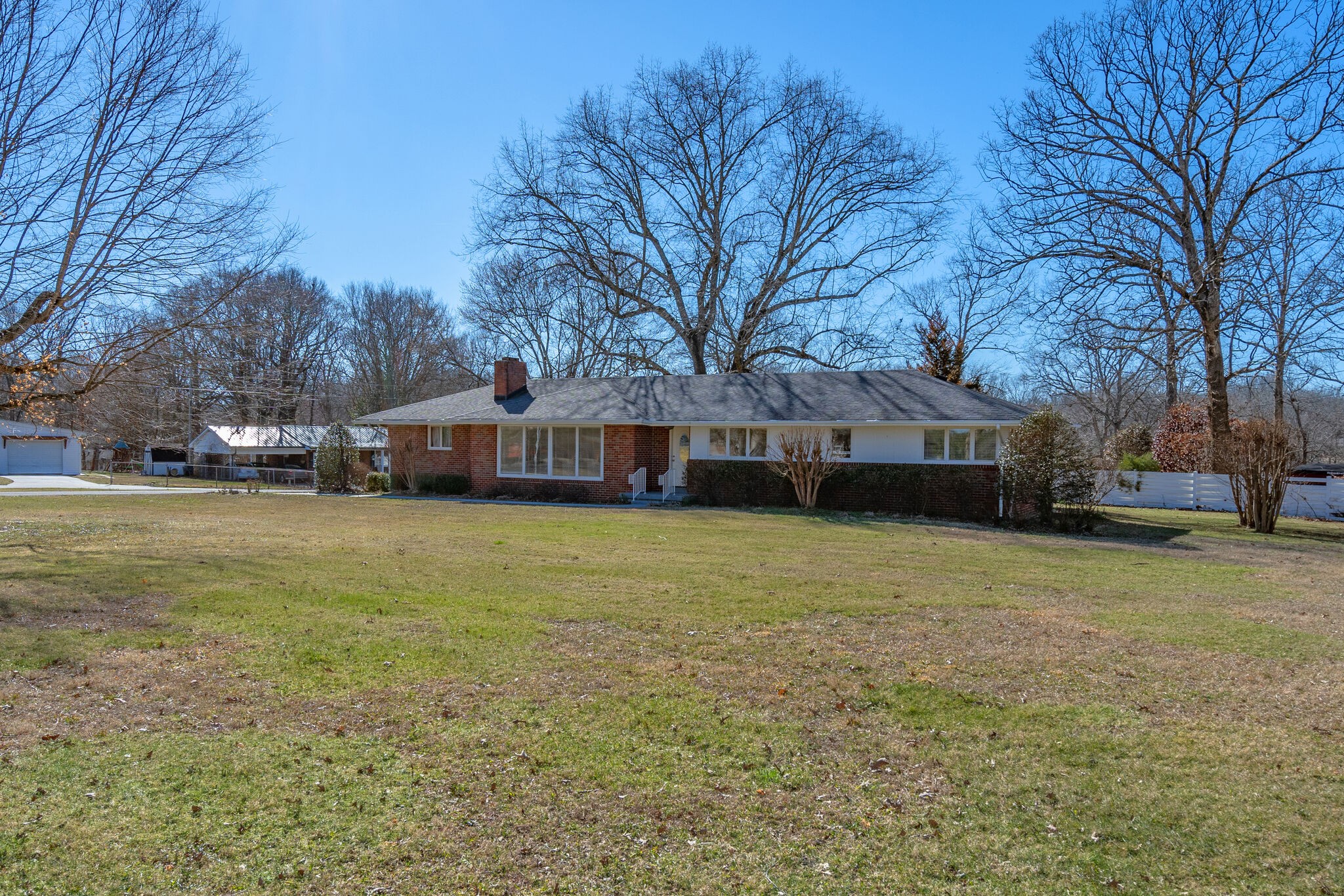 110 Hilltop Road Dickson, TN 37055 - Photo 2 of 34 Gallery Image 2