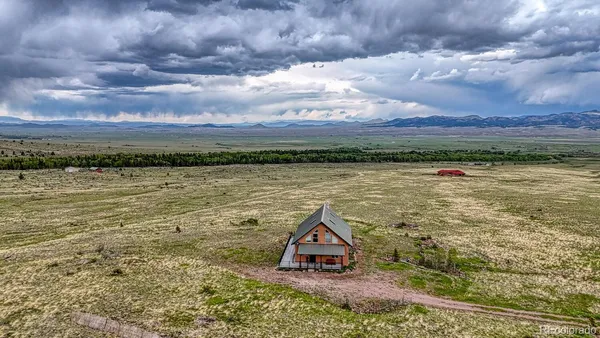 $750,000 | 381 Cynthia Lane, Westcliffe, CO 81252