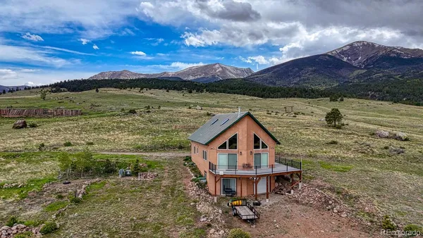 $750,000 | 381 Cynthia Lane, Westcliffe, CO 81252