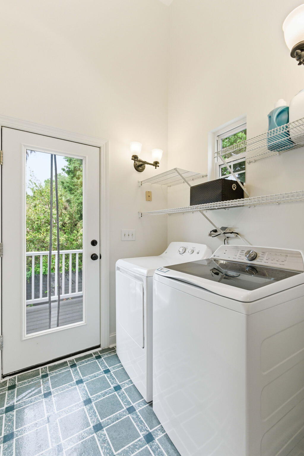 1503 Village Square Mount Pleasant, SC 29464 - Photo 55 of 68 55-web-or-mls-DSC02147