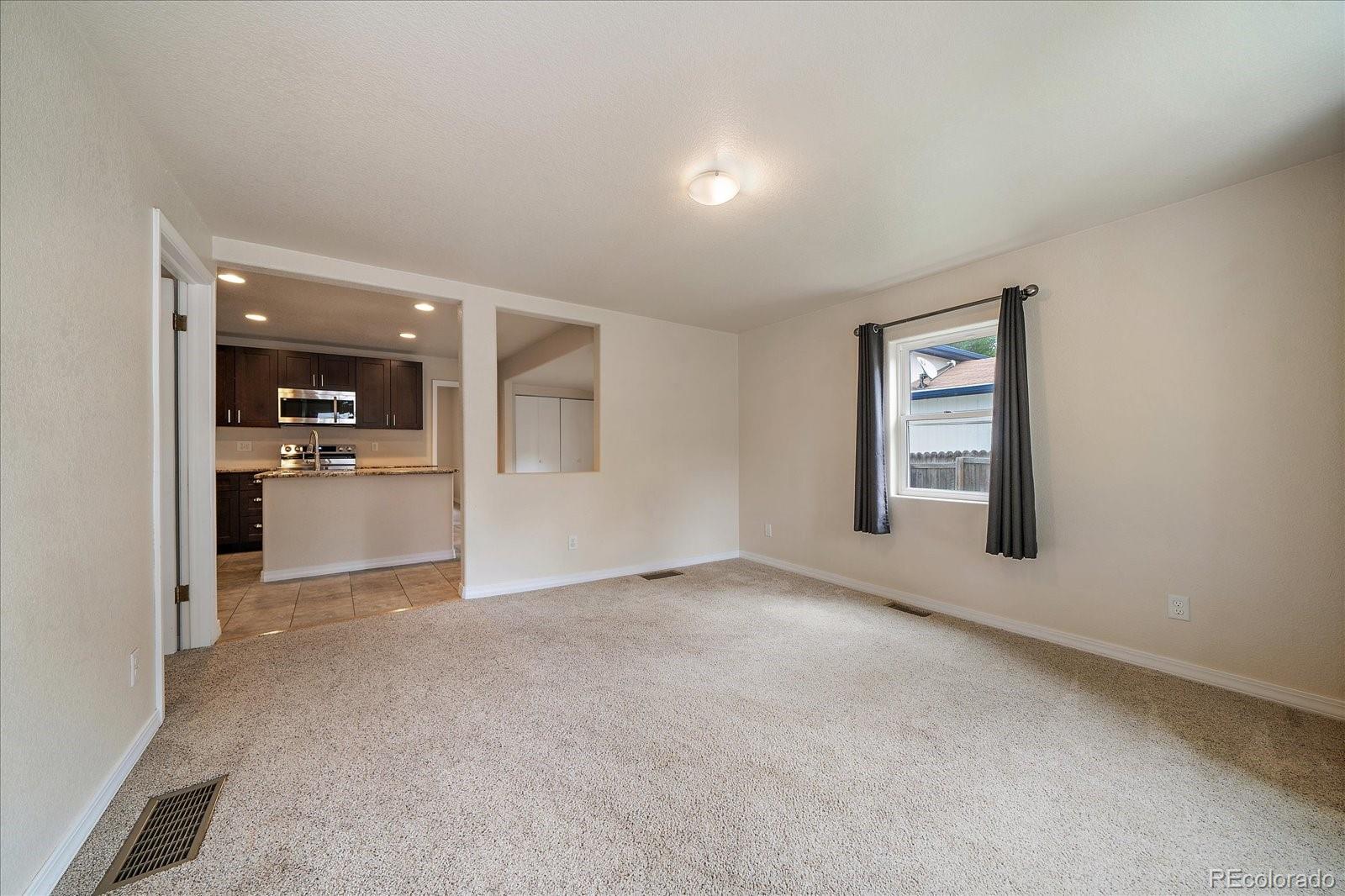 36 Reed Place Longmont, CO 80504 - Photo 3 of 23