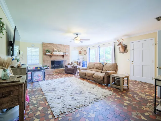 $215,000 | 249 Northeast Bevan Loop, Madison, FL 32340