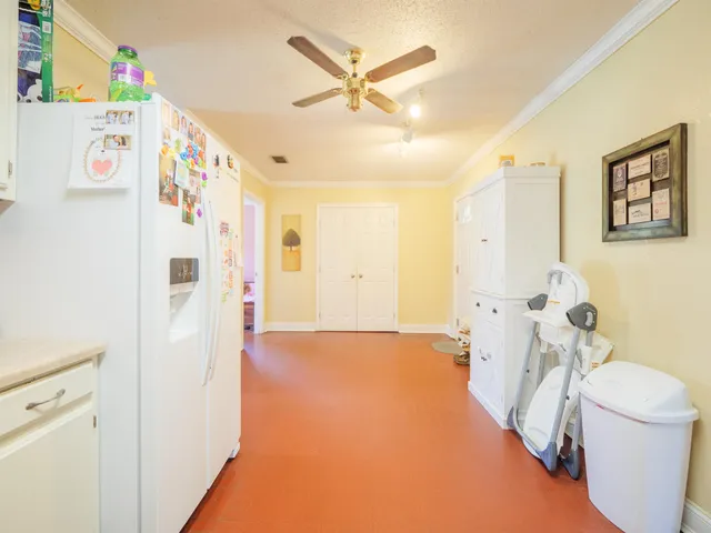 $215,000 | 249 Northeast Bevan Loop, Madison, FL 32340