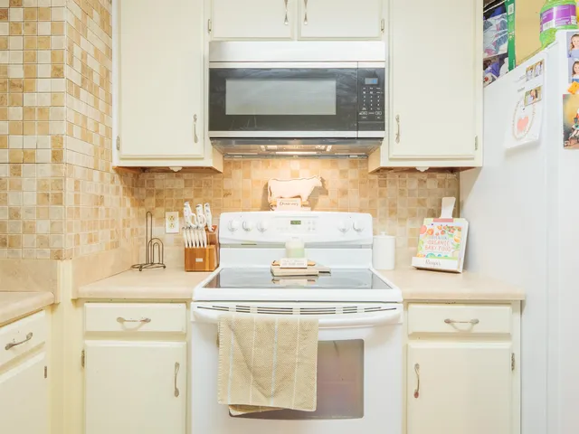 $215,000 | 249 Northeast Bevan Loop, Madison, FL 32340