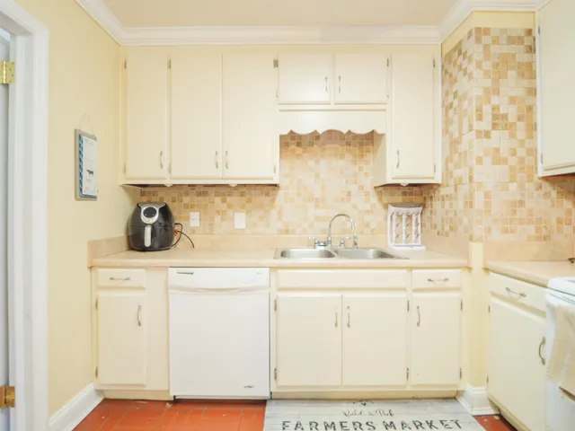 $215,000 | 249 Northeast Bevan Loop, Madison, FL 32340