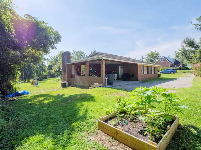 $215,000 | 249 Northeast Bevan Loop, Madison, FL 32340