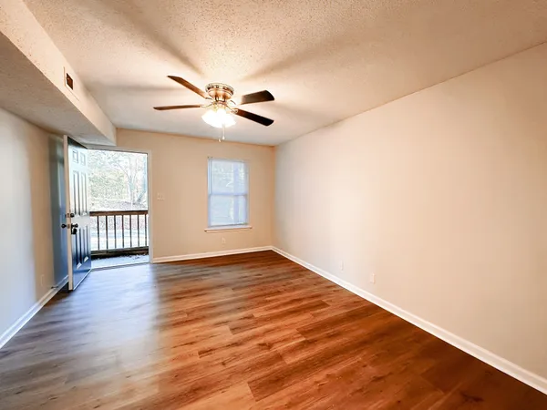 $795 | 470 Martha Lane, Unit B, Clarksville, TN 37043