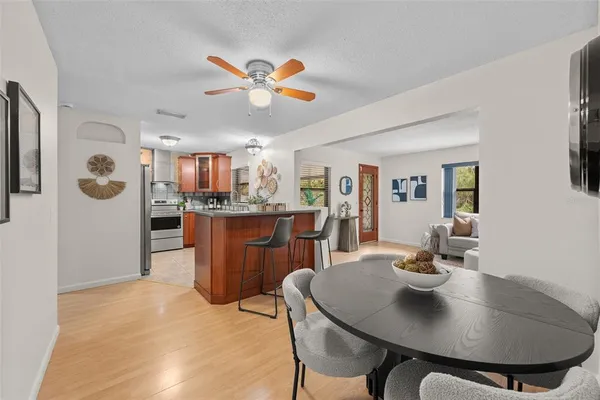 $3,100 | 1363 Essex Drive, Clearwater, FL 33756
