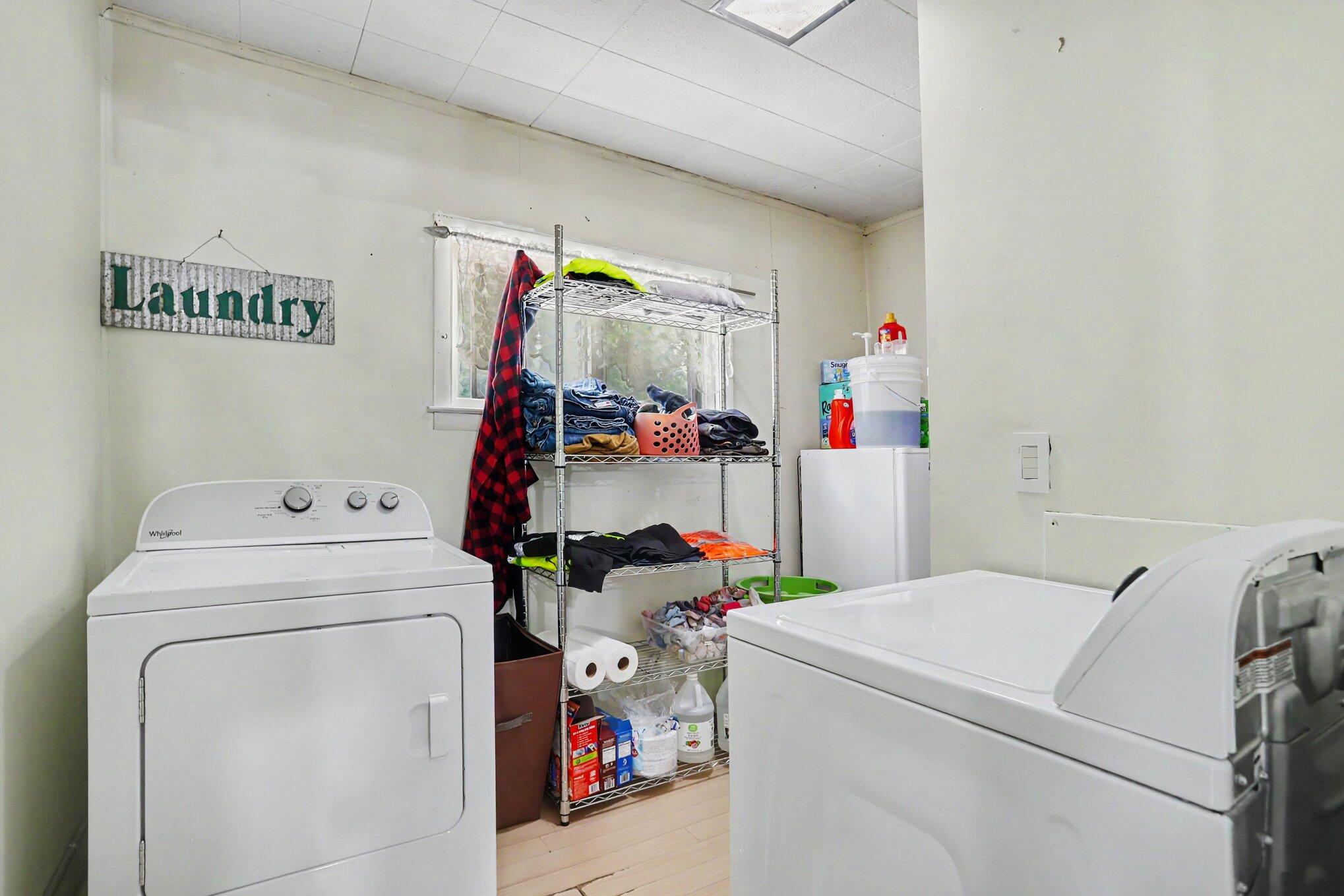 212 Grove Street Hudson, MI 49247 - Photo 17 of 32 022_file_3170
