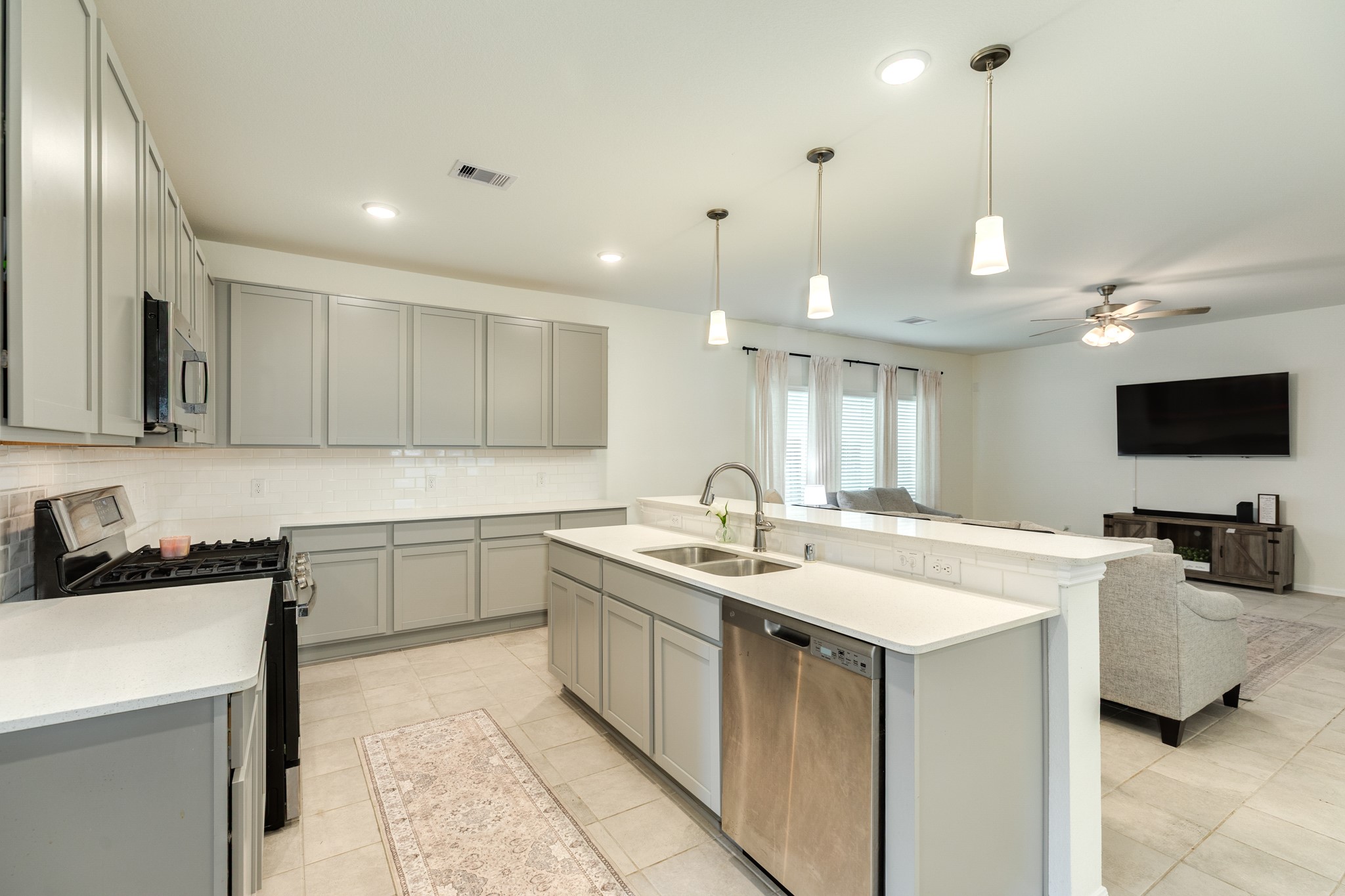 10514 Watershed Drive Rosharon, TX 77583 - Photo 10 of 28