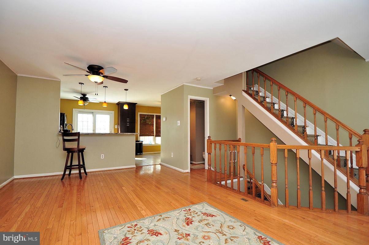 4699 Columbia Road Ellicott City, MD 21042 - Photo 3 of 16 Living Room