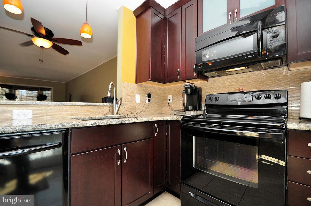 4699 Columbia Road Ellicott City, MD 21042 - Photo 5 of 16 Kitchen