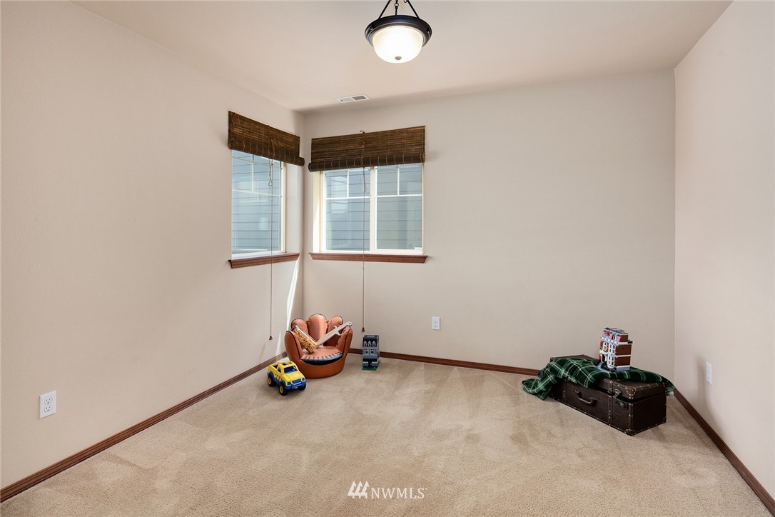 4204 230th Place Southeast Bothell, WA 98021 - Photo 15 of 18