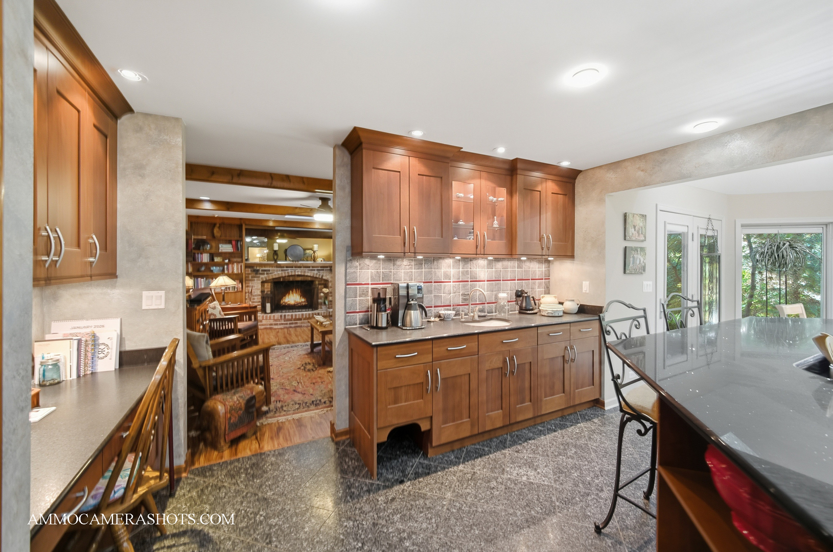 12 Highgate Court St. Charles, IL 60174 - Photo 13 of 60 a kitchen with stainless steel appliances granite countertop sink stove and refrigerator