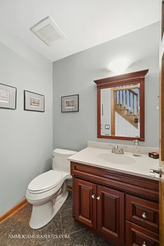 $725,000 | 12 Highgate Court, St. Charles, IL 60174