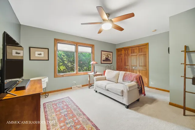 $725,000 | 12 Highgate Court, St. Charles, IL 60174