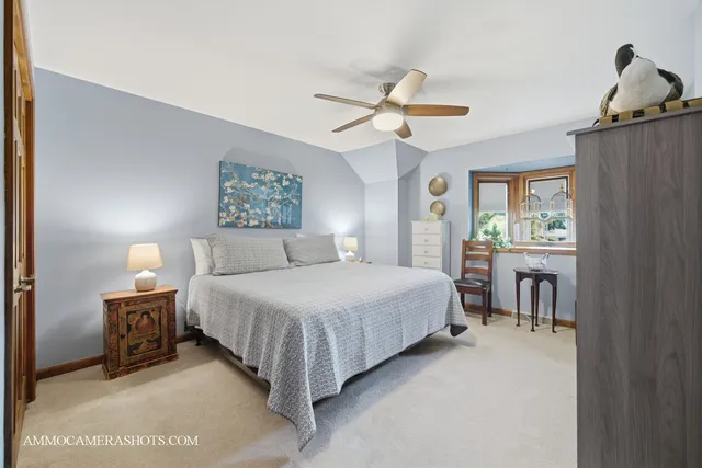 $715,000 | 12 Highgate Court, St. Charles, IL 60174