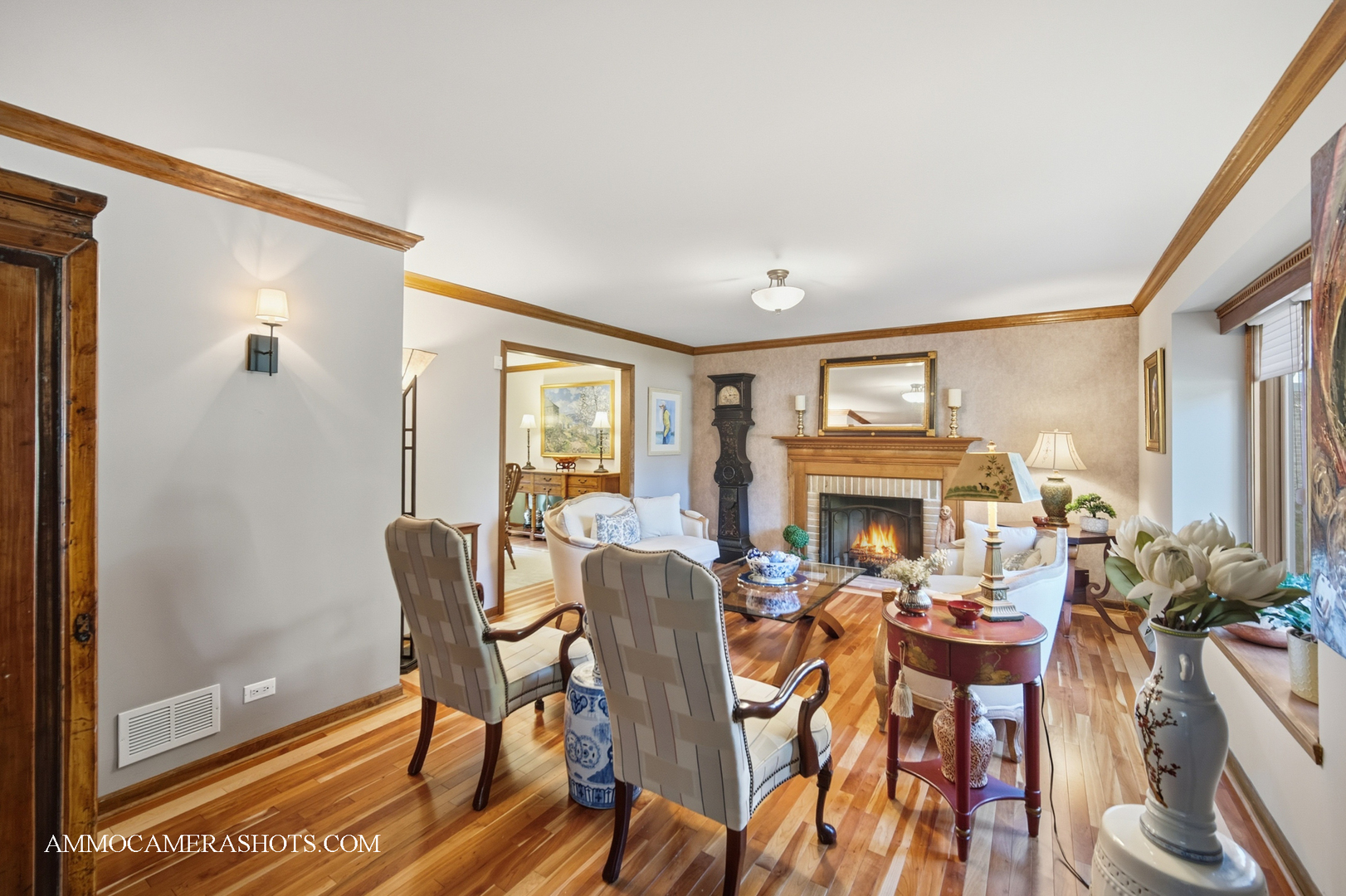 12 Highgate Court St. Charles, IL 60174 - Photo 6 of 60 a view of a dining room with furniture window and wooden floor