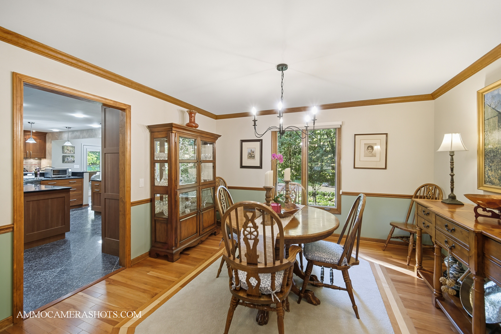 12 Highgate Court St. Charles, IL 60174 - Photo 9 of 60 a view of a dining room with furniture and wooden floor