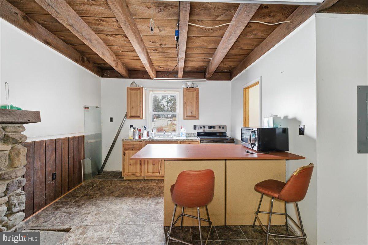 159 Colony Villiage Cresco, PA 18326 - Photo 62 of 105 a view of a dining room with furniture