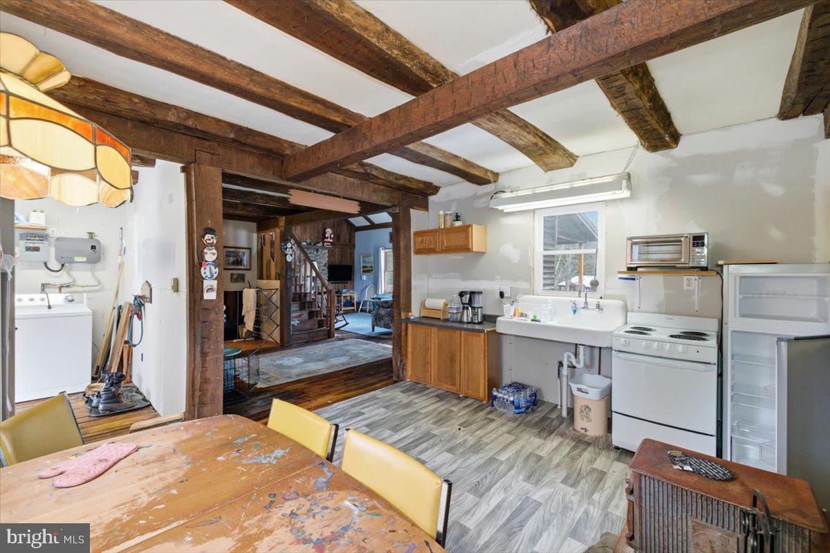 159 Colony Villiage Cresco, PA 18326 - Photo 77 of 105