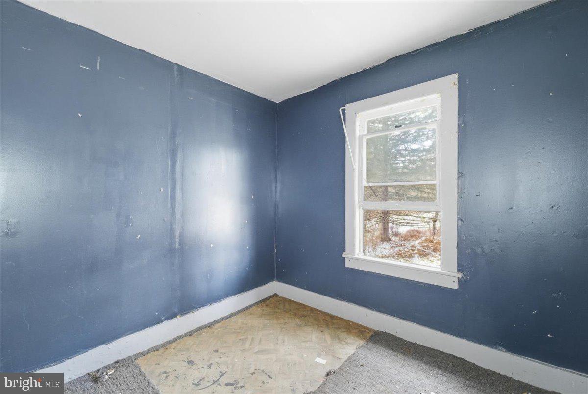 159 Colony Villiage Cresco, PA 18326 - Photo 85 of 105 an empty room with windows