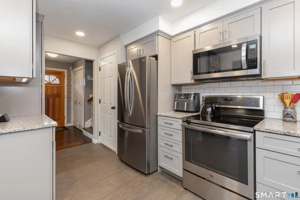 $399,900 | 6 West Highland Road, Mansfield, CT 06250