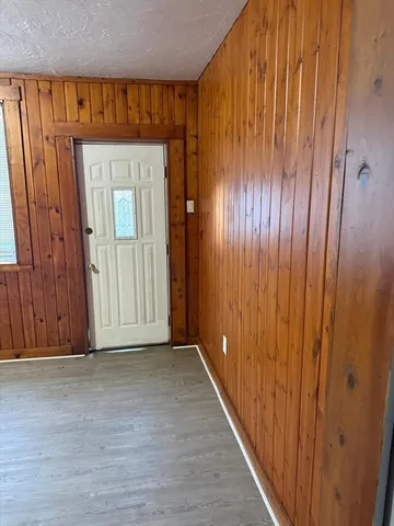 $3,400 | 63 Canton Street, Unit 1, Stoughton, MA 02072