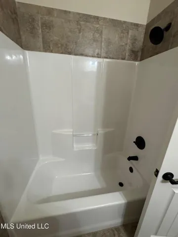 $2,395 | 245 Cooper Lane, Canton, MS 39046