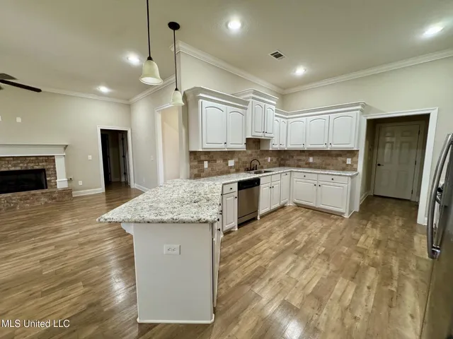 $2,395 | 245 Cooper Lane, Canton, MS 39046