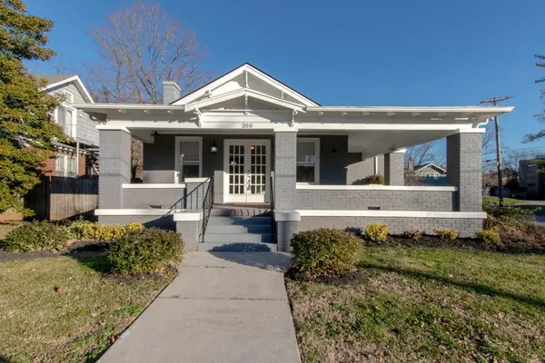 $769,900 | 200 North Academy Street, Murfreesboro, TN 37130