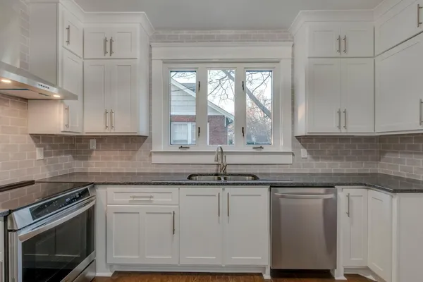$769,900 | 200 North Academy Street, Murfreesboro, TN 37130