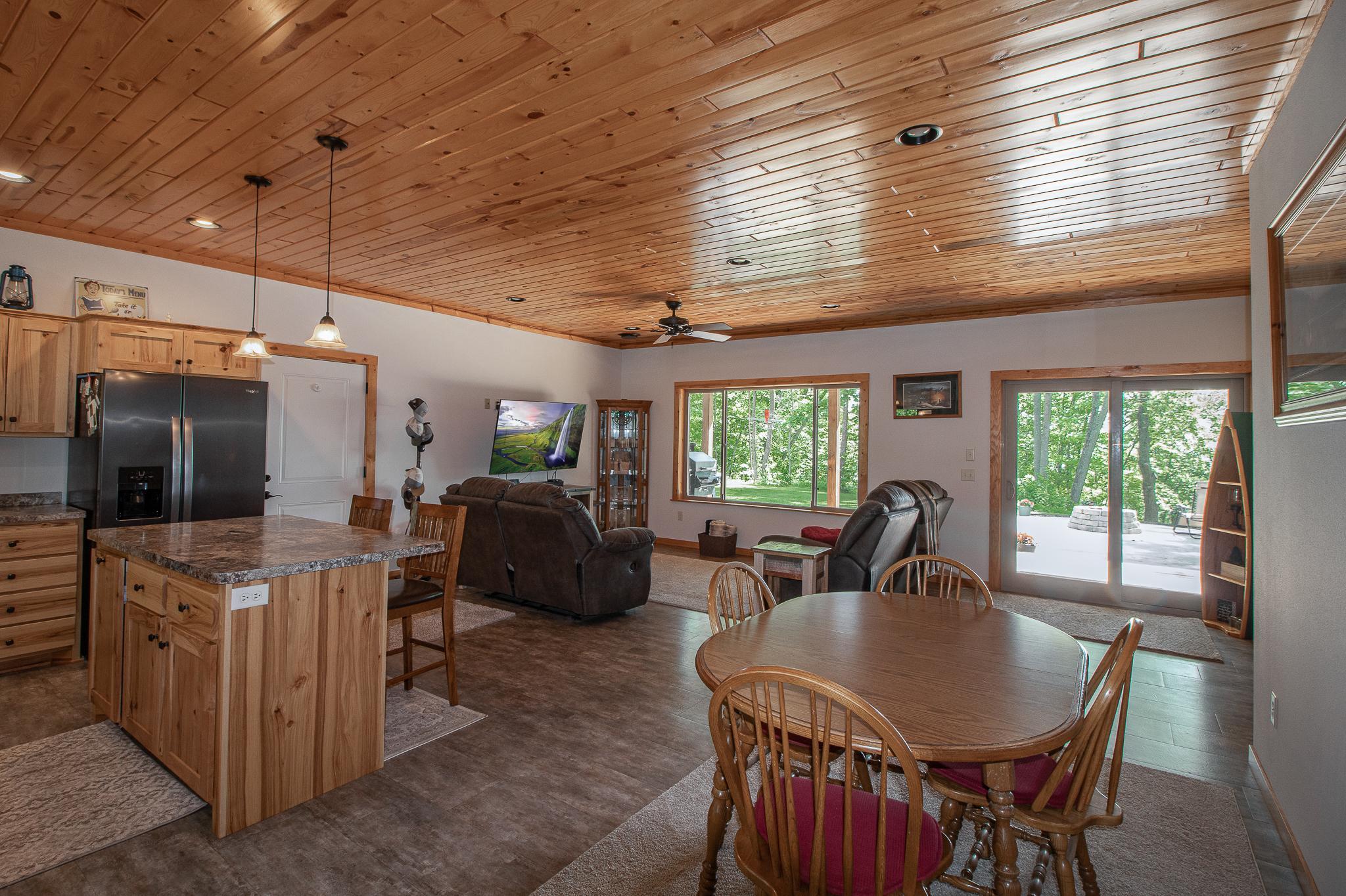 22281 Shadow Point Emily, MN 56447 - Photo 5 of 47