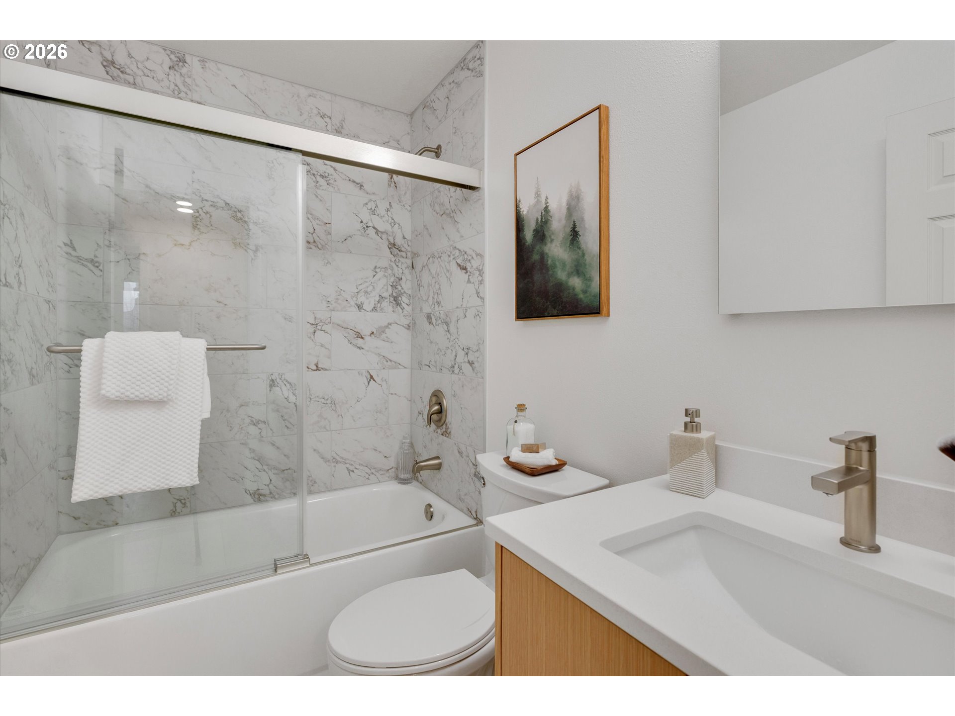 18124 Southeast Stephens Street Portland, OR 97233 - Photo 13 of 23