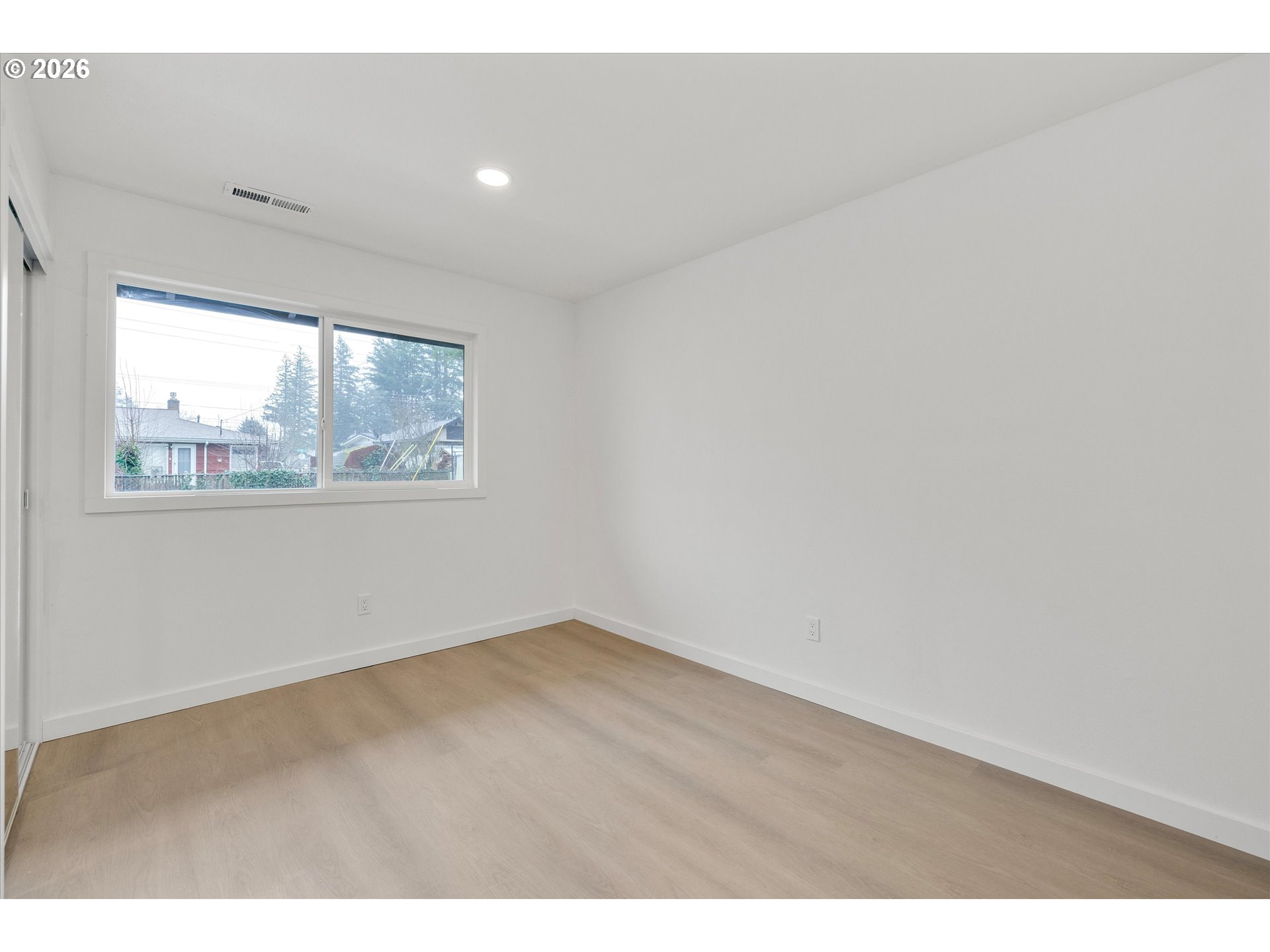 18124 Southeast Stephens Street Portland, OR 97233 - Photo 15 of 23 Bedroom