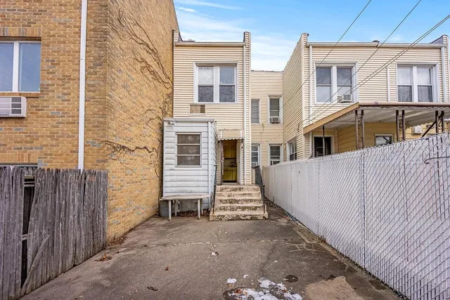 $1,098,000 | 1408 76th Street | Bensonhurst