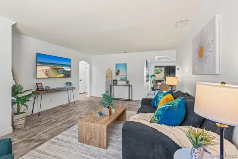 $925,000 | 168 Carey Road, Oceanside, CA 92054