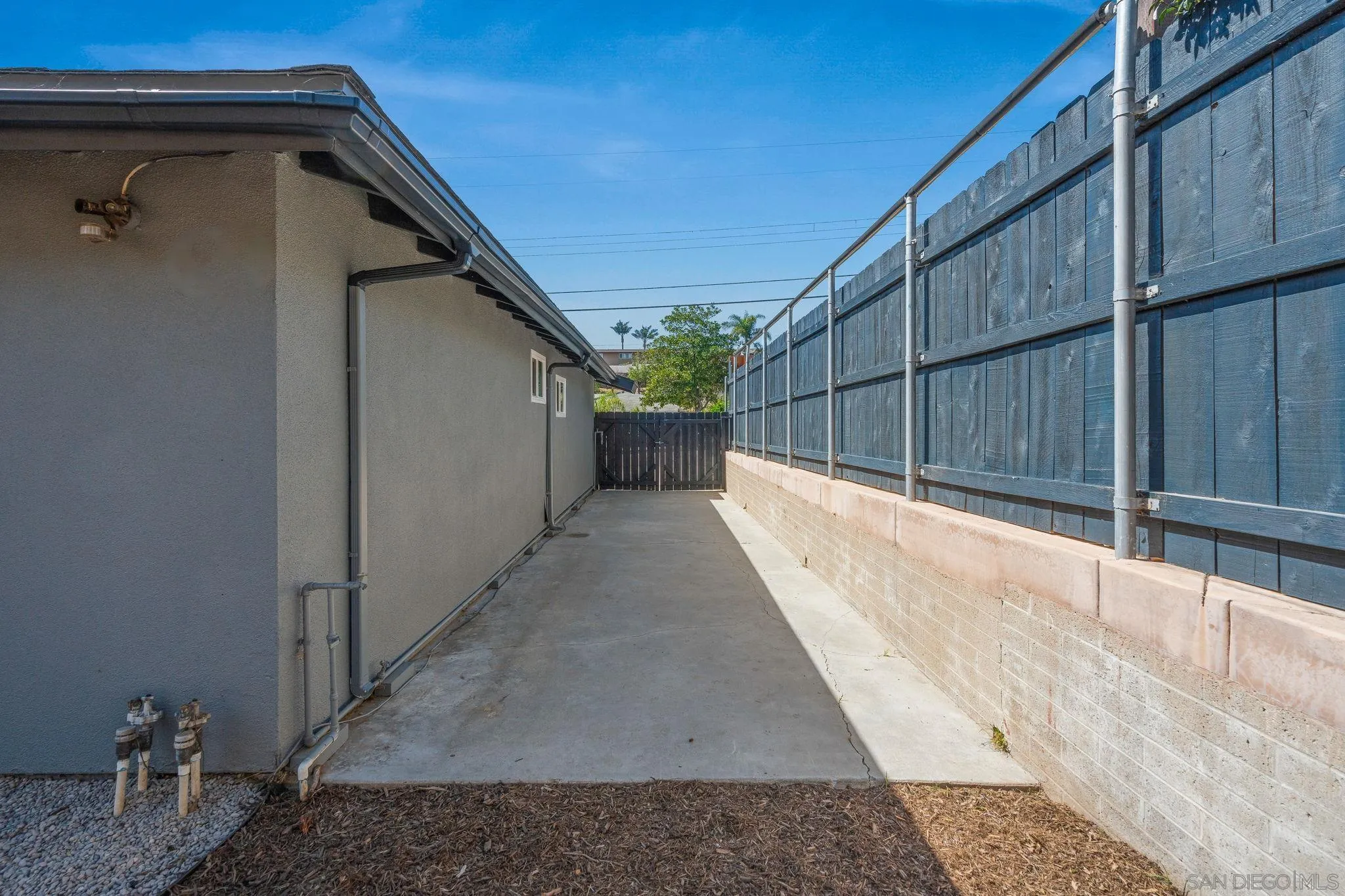 168 Carey Road Oceanside, CA 92054 - Photo 33 of 38