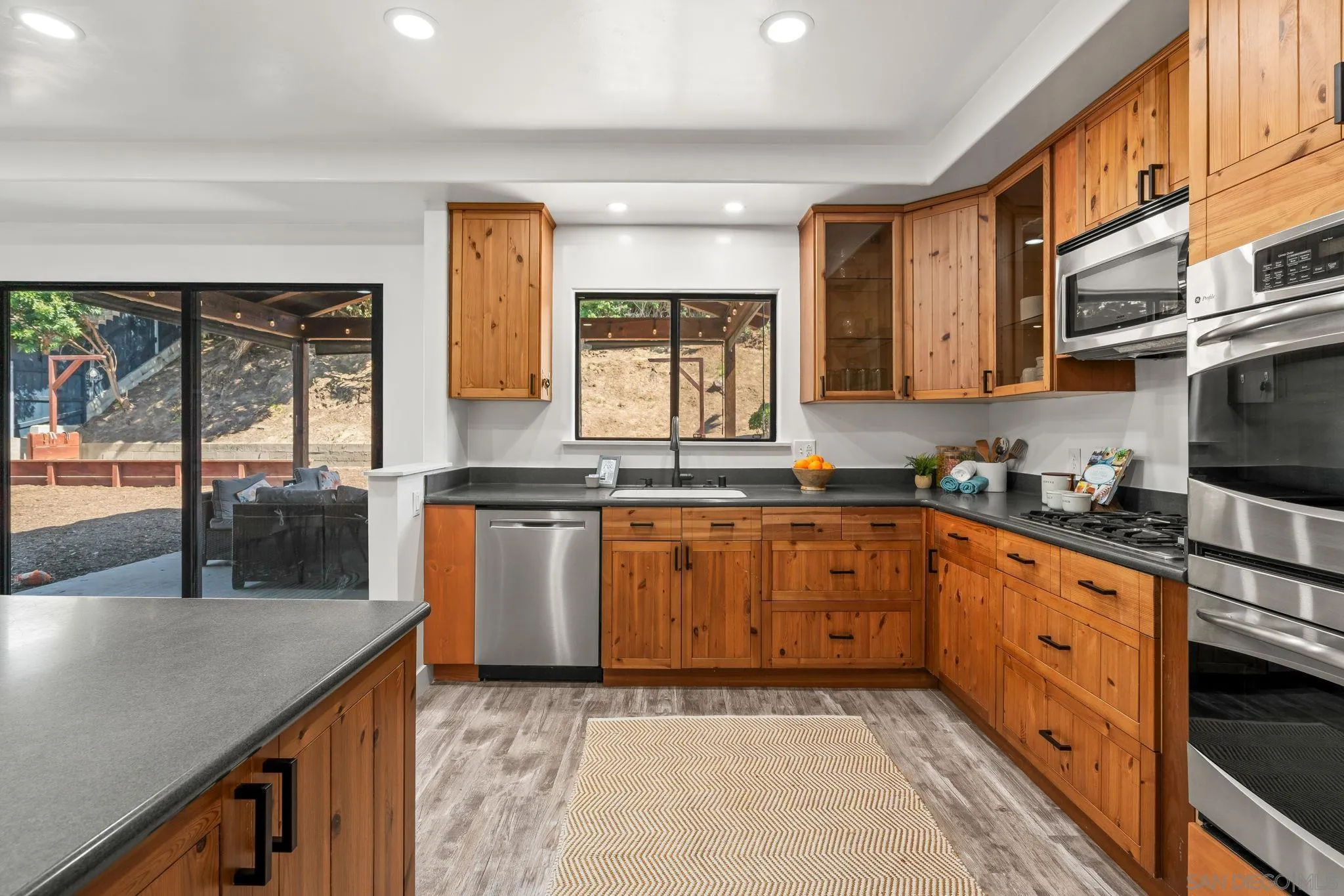 168 Carey Road Oceanside, CA 92054 - Photo 10 of 38