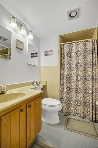 $144,000 | 10203 Village Drive, Unit 23, Lake Wales, FL 33898